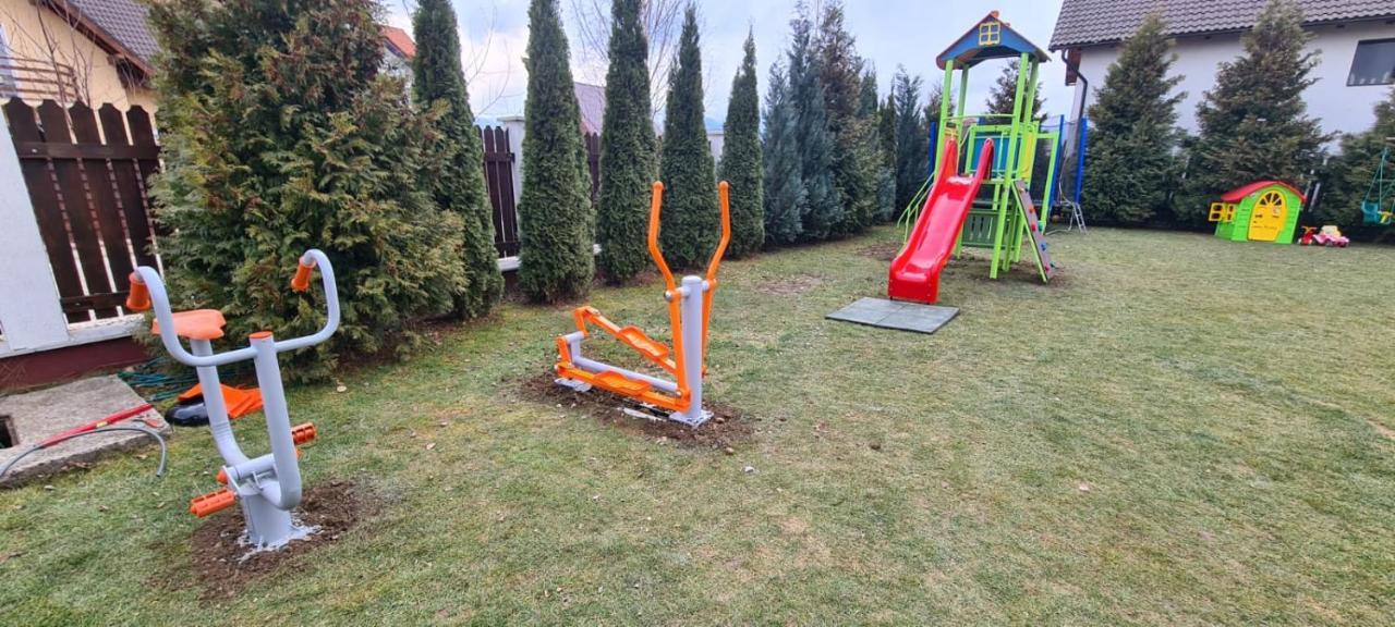 Pensiunea Dara Rîşnov Eksteriør billede